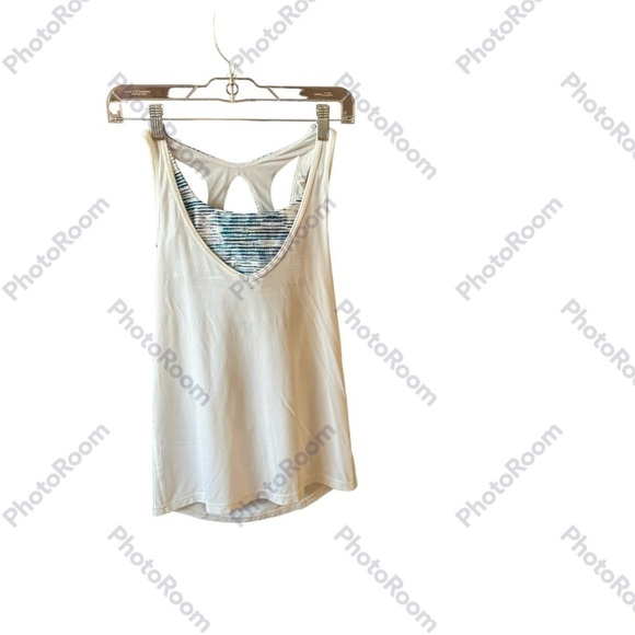 Lululemon cute little top size 4 - Picture 2 of 3